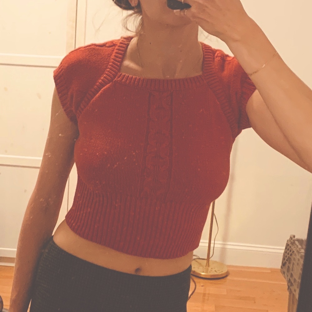 VINTAGE Liz Claiborne red knit cropped sweater - Picture 3 of 8